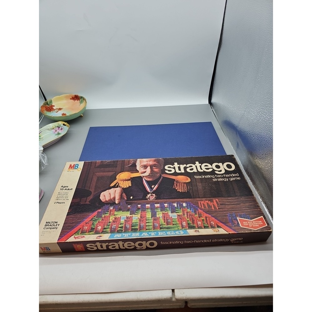 Vintage Stratego Board Game 1970 Milton Bradley Set Very Good‎ Rare Missing 1 Pc